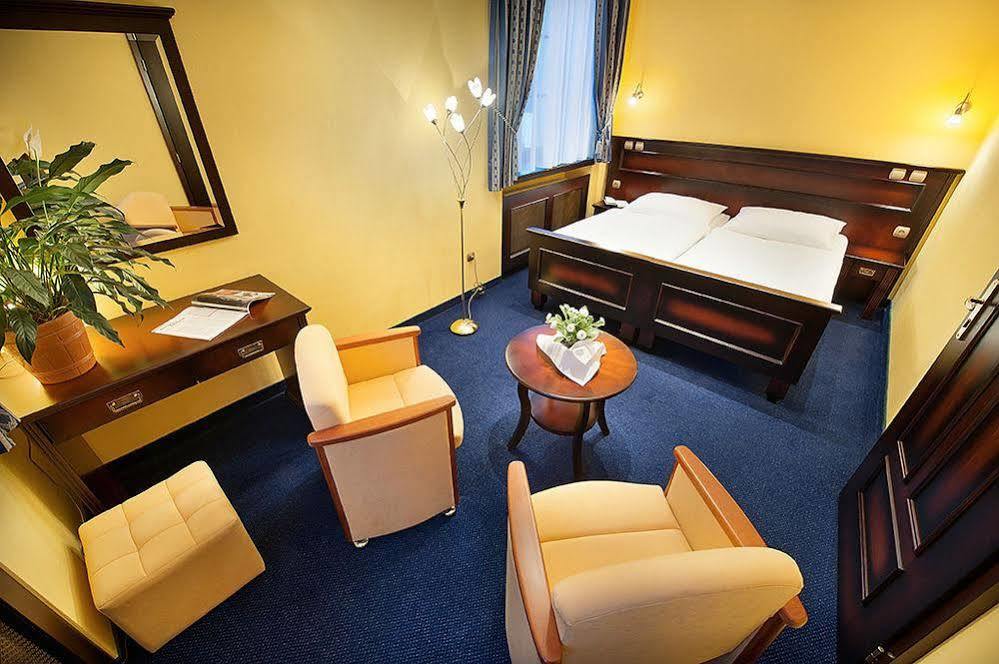 Fara Rancirov Otel Jihlava Dış mekan fotoğraf